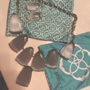 Kendra Scott Harlow Necklace in Slate/Gold